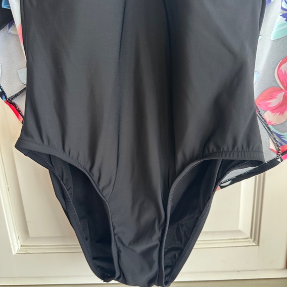 FLORAL PINK ONE PIECE SWIMSUIT - Picture 3 of 4